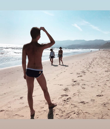 Taylor 5b7076d881167.png