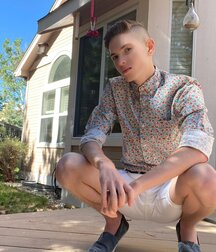 Riley Finch Gay Porn Star 618e5729e4c35.jpg