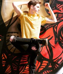 Riley Finch Gay Porn Star 618e57af12a19.jpg