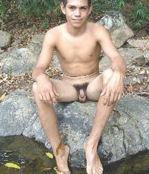 Gulierb in Paradise 5ae7e88fe6d32.jpg