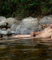 Gulierb in Paradise 5ae7e8a8907fb.jpg