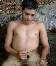 Gulierb in Paradise 5ae7e8adf3eeb.jpg