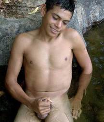 Gulierb in Paradise 5ae7e8c21ae53.jpg