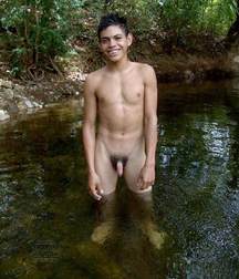Gulierb in Paradise 5ae7e8d5df10d.jpg