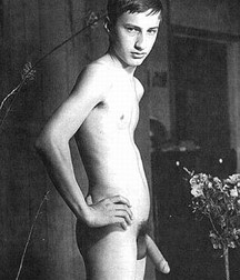 Vintage Gay Boys Pics 1  5ae10e5e60bfb.jpg