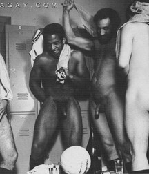 Vintage Gay Boys Pics 1  5ae10e81d8c82.jpg