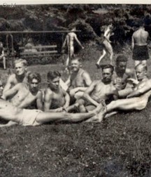 Vintage Gay Boys Pics 1  5ae10ea6cda58.jpg