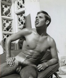 Vintage Gay Boys Pics 1  5ae10ee65a93a.jpg