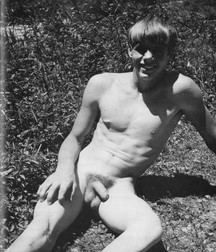 Vintage Gay Boys Pics 1  5ae10f2eaba07.jpg