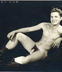 Vintage Gay Boys Pics 1  5ae10fbbb413f.jpg
