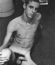 Vintage Gay Boys Pics 1  5ae1105eadc5c.jpg