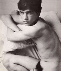 Vintage Gay Boys Pics 1  5ae110963f35b.jpg