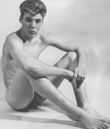 Vintage Gay Boys Pics 1  5ae110afd7bd5.jpg