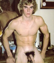 Vintage Gay Boys Pics 1  5ae110bba4a36.jpg