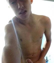Showoff Boys of Tumblr 5ae1c8b2e976d.jpg