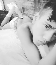Showoff Boys of Tumblr 5ae1c8d278e8d.jpg