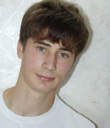 Andrey 5ae211ea979fa.jpg