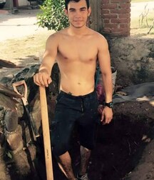 straight guys twink tube pecs & abs 3 6164d9bd56c3e.jpg