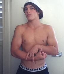 straight guys twink tube pecs & abs 3 6164d9c0f1219.jpg