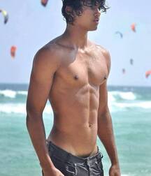 twink tube guys pecs & abs 4 6164fe9d80ef8.jpg