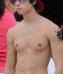 pecs & abs twink tube shirtless 6168ea65de579.jpg