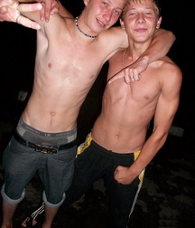 pecs & abs twink tube shirtless 6168ea92cc2b3.jpg