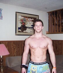 pecs & abs straight twink tube boys 6169e3c4af64f.jpg