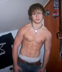 pecs & abs shirtless twink tube more 617476b41dd33.png