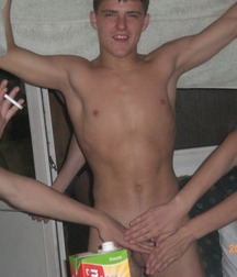 naked twinks & twunks Public Boys Gay Porn 620d876be4fdf.jpg