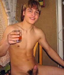 Twinks nude in public boys porn 620ea38fcbf59.jpg