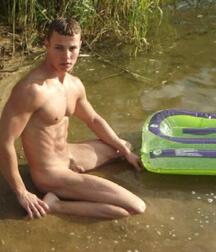 random str8 boys nude in public boys porn 6285673c40677.jpg