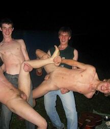random web guys nude in public boys porn 6285aa0ebe1cd.jpg