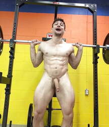 gym & GI naked str8 boys porn 62c372a41abdd.jpg
