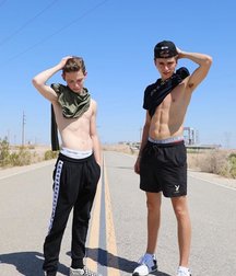 Boys 4 5d99026351b7b.jpg