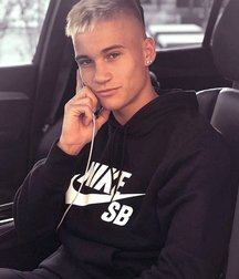 boys 9 5d9a222abc474.jpg