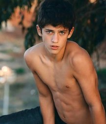 Boys 7 5d9a29e490850.jpg