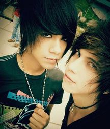 Emo boys 5d9ba42a1abec.jpg