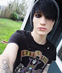 Emo boys 5d9ba4313a315.jpg