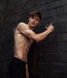 boys 9 5d9ba560427a6.jpg