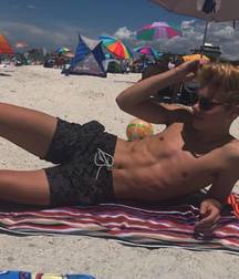 Boys 12 5da742b63c054.jpg