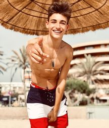 Boys 12 5da742bfb160d.jpg