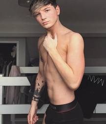 Boys 13 5da747c9a551e.jpg