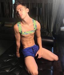 Boys 13 5da747e5c6885.jpg