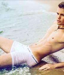 Twinks love shirtless boys 5e39a9aa660f6.jpg