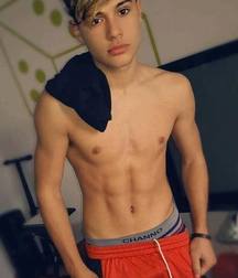 Twinks love shirtless boys 5e39a9ba0736c.jpg