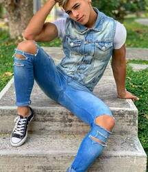 Twinks love gay boys 5ecfd3a77453d.jpg