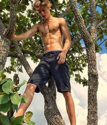 Twinks love gay boys 5ecfd3c85ae25.jpg