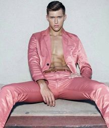 Gorgeous guys... 5b0f1e19afd32.jpg