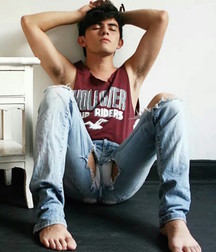 Really hot... 5b287be5c9a8e.jpg