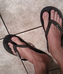 Kev14 Twinks Feet Cocks 5b0d815ed780a.jpeg